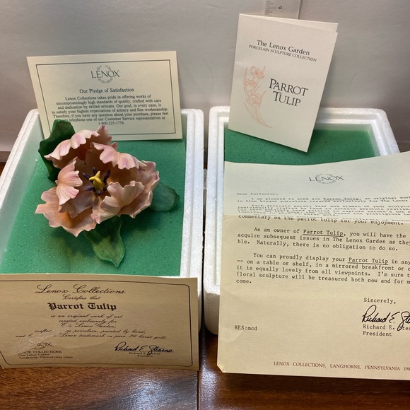 Lenox Parrot Tulip Porcelain Figurine - Retired - Picture 11 of 11